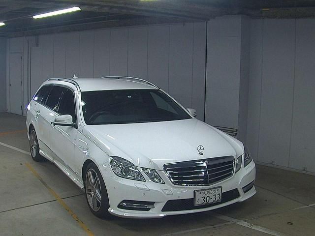 165 MERCEDES BENZ E CLASS WAGON 212247C 2013 г. (ZIP Osaka)